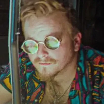 Johnny, drums
